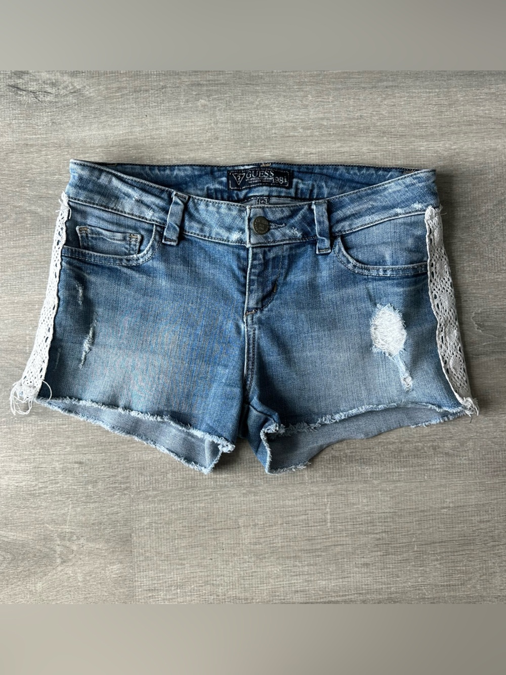 Guess Denim Blue Distressed Crochet-Trim Mini Denim Shorts Mid - Low rise